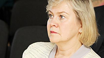 Kanapių suktinė – jau po nosimi