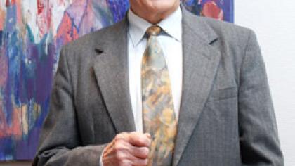 Su gimtadieniu pasveikintas miesto garbės pilietis