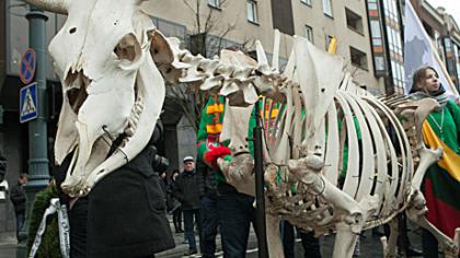 Pie­no ūkis – kars­te