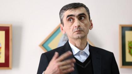Gruzino tapyba ant lapų turi paslapčių