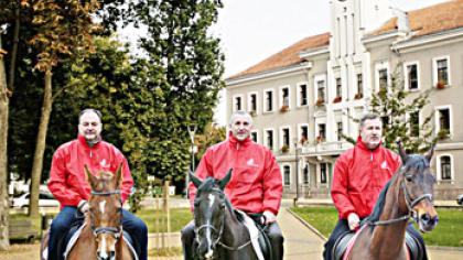 Šiauliuose – raitieji policijos rėmėjai