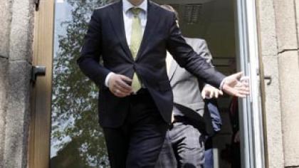 Politikoje pietų už dyką nebūna