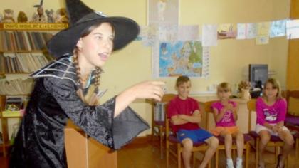Knygos herojė svečiavosi pas vaikus